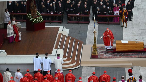 Procesiunea de înmormântare a Papei Benedict XVI - Sputnik Moldova