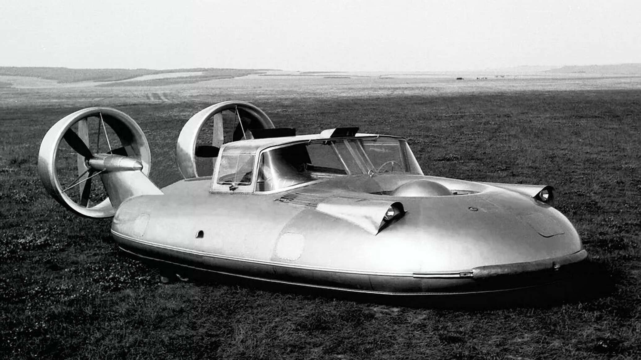 Разработки ссср. ГАЗ-16 «Чайка». ГАЗ-16 Советский летающий автомобиль 1962 год. Летающий автомобиль ГАЗ 16. ГАЗ 16а опытный 1962.