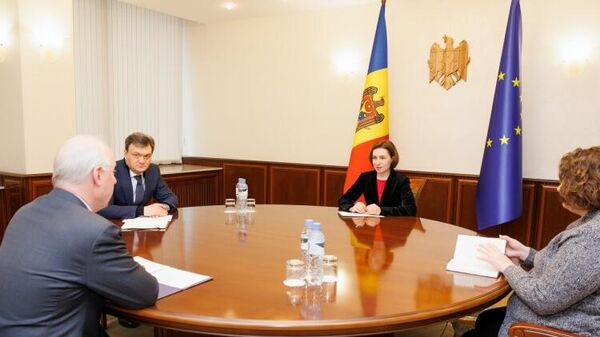 Президент Молдовы обсудила с послом США ситуацию в стране - Sputnik Молдова