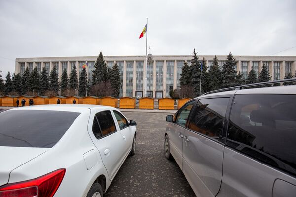 Protestul automobiliștilor cu mașini înmatriculate peste hotarele Republicii Moldova - Sputnik Молдова