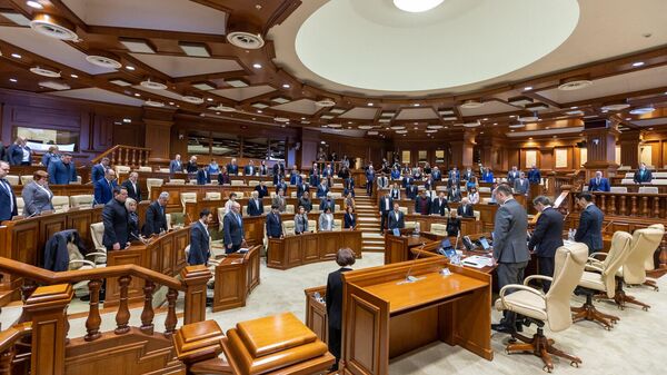 Парламент Молдовы почтил минутой молчания погибших в Турции и Сирии - Sputnik Молдова
