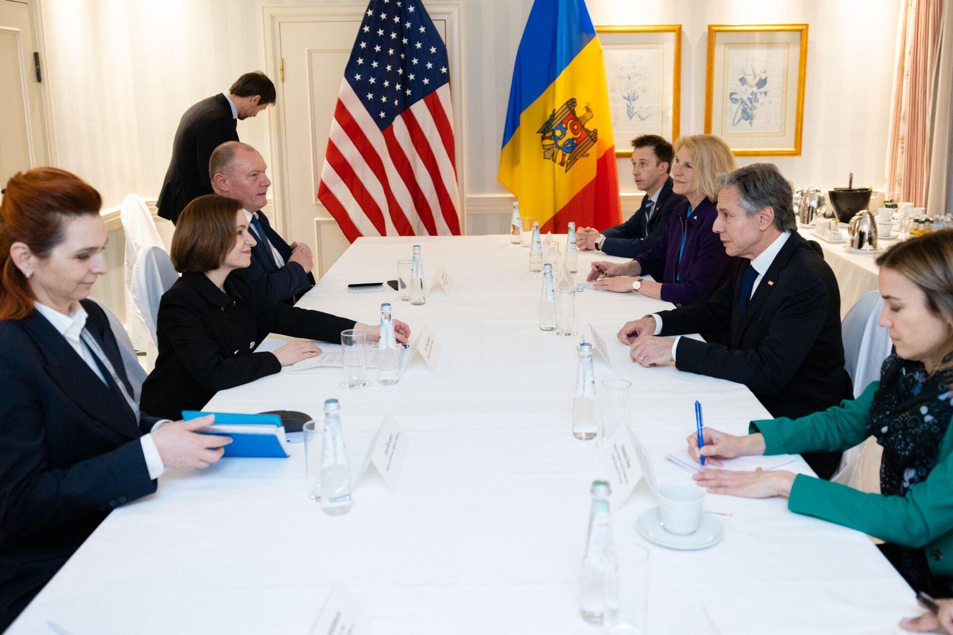 Президент Молдовы Майя Санду на встрече с госсекретарем США Энтони Блинкеном - Sputnik Молдова, 1920, 18.02.2023