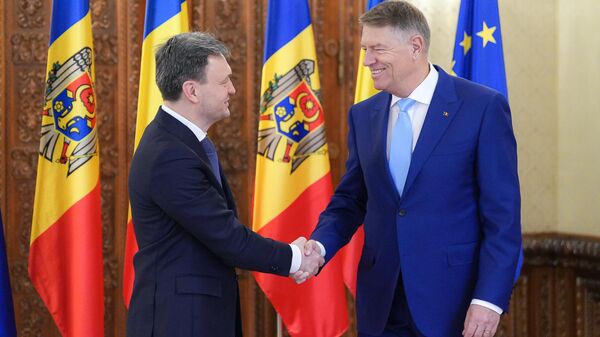 Президент Румынии Клаус Йоханнис и премьер-министр Молдовы Дорин Речан - Sputnik Молдова
