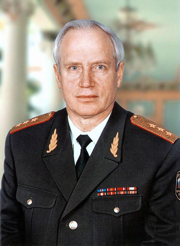 La 20 mai 2000, Lebedev a fost numit director al Serviciului rus de informații externe. Trei ani mai târziu i se va acorda gradul de general al armatei. - Sputnik Moldova-România