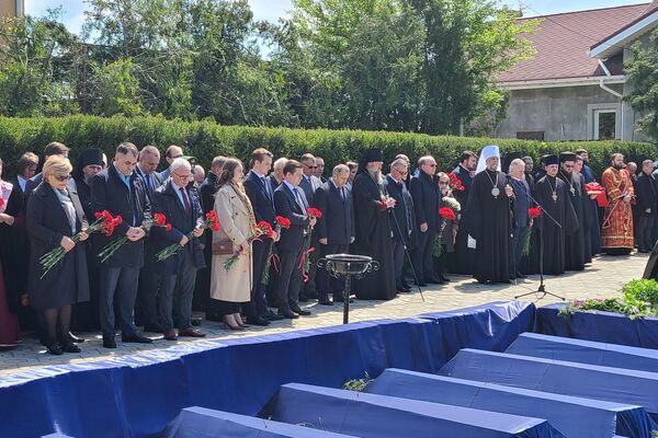 Церемония перезахоронения в Тирасполе останков жертв политических репрессий. - Sputnik Молдова