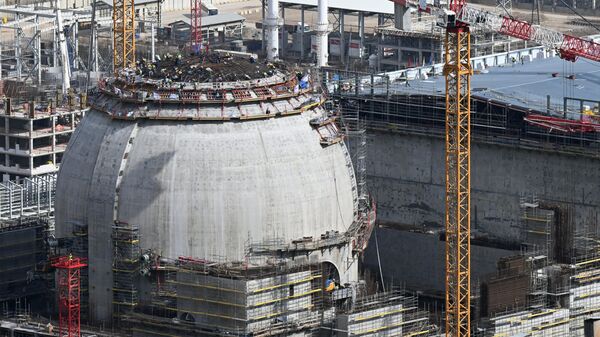 1-й энергоблок строящейся атомной электростанции Аккую в турецком городе Гюльнар - Sputnik Moldova