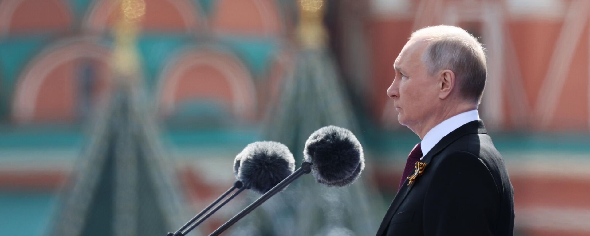 Президент РФ В. Путин на параде Победы в Москве - Sputnik Moldova-România, 1920, 09.05.2023