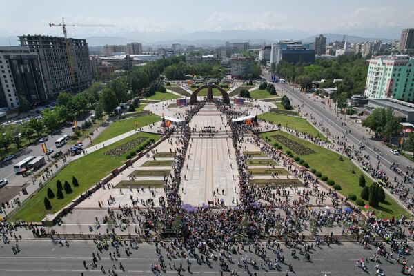 Акция &quot;Бессмертный полк&quot; в Бишкеке. - Sputnik Молдова