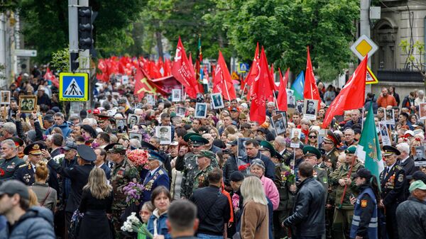 Празднование Дня Победы в Молдове: торжественный марш и масштабный автопробег - Sputnik Молдова