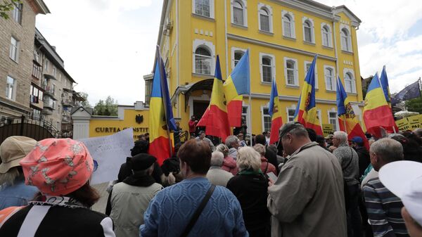 Пикет у Конституционного суда: Требуем уважения к гагаузскому народу! - Sputnik Молдова