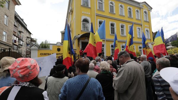 Протест сторонников партии Шор у Конституционного суда - Sputnik Молдова