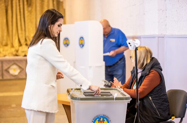 Второй тур выборов главы региона в Гагаузии - Sputnik Молдова