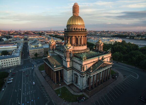 Исаакиевский собор в Санкт-Петербурге - Sputnik Молдова