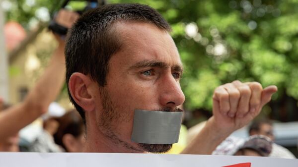 Министерство правды: драконовские меры цензуры готовят PAS и Санду - Sputnik Молдова