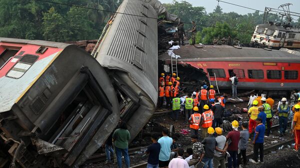 Железнодорожная катастрофа в штате Одиша в Индии - Sputnik Moldova