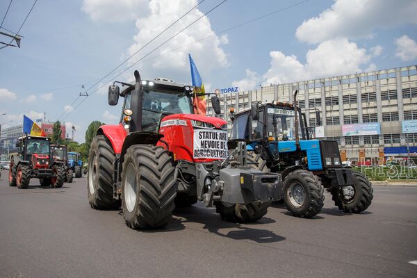 Протест фермеров в центре Кишинева. - Sputnik Молдова