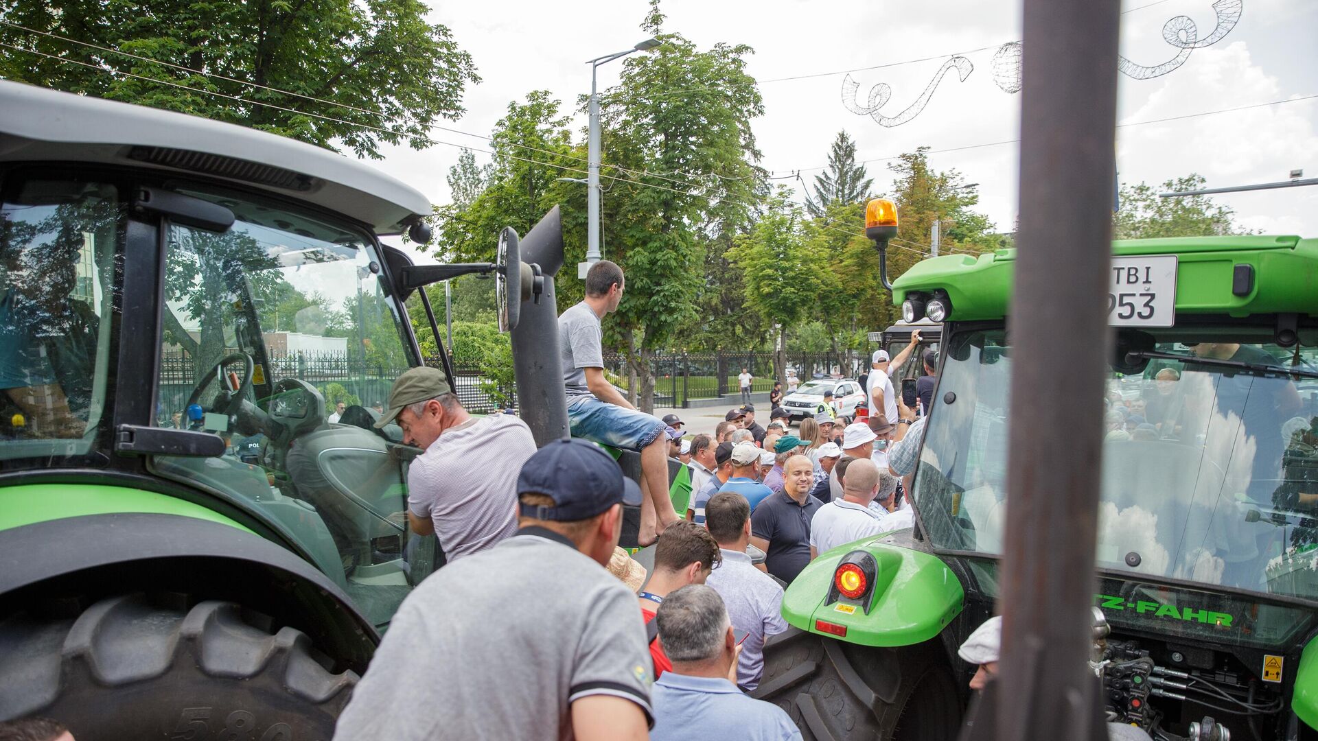 Agricultorii protestează față de politicile guvernării PAS - Sputnik Moldova, 1920, 18.07.2023