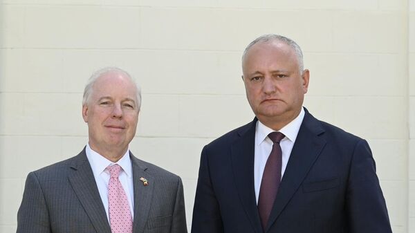 Додон и Логсдон встретились и обсудили ситуацию в Молдове - Sputnik Молдова