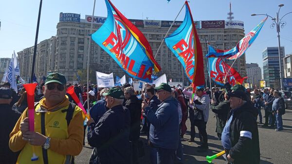 Federația Generală a Sindicatelor „Familia” organizează un protest față de intenția Guvernului României - Sputnik Moldova