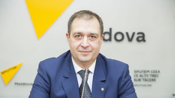 Сергей Мишин: правительство не справляется ни при ЧП, ни без чрезвычайного положения - Sputnik Молдова