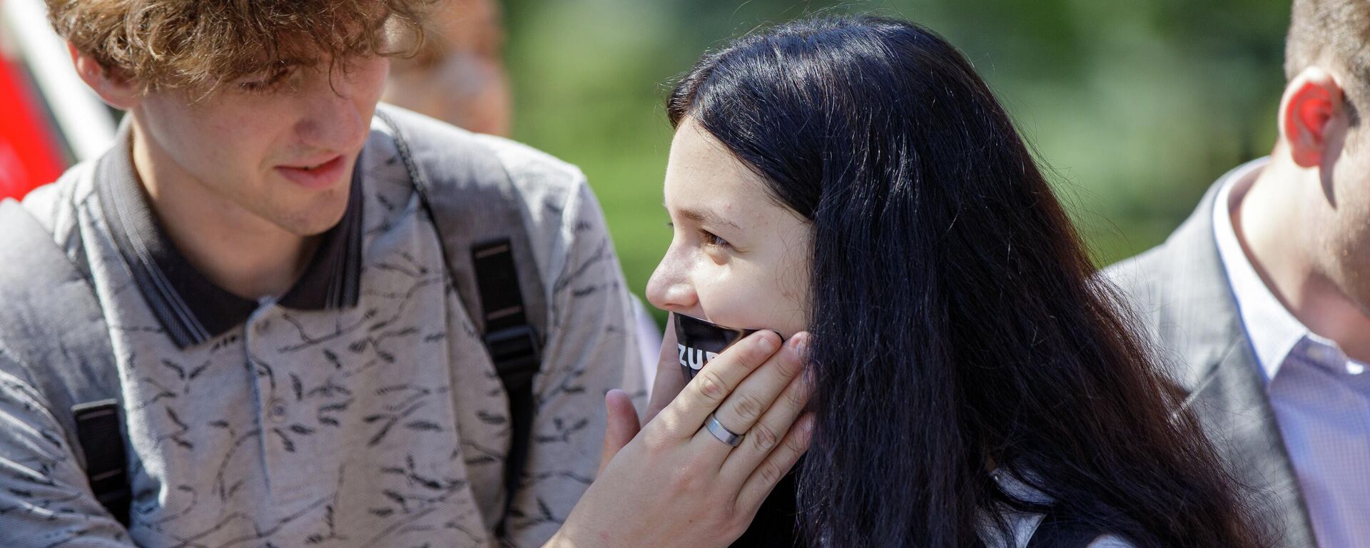 Активисты и сторонники партии Renastere-Возрождение выступают против цензуры и создания в стране по инициативе Майи Санду Центра стратегической коммуникации и борьбы с дезинформацией - Sputnik Moldova, 1920, 24.09.2024