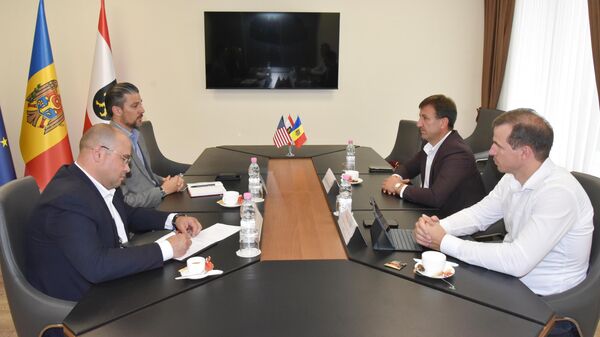 Представитель посольства США навестил главу молдавской полиции: что обсуждалось - Sputnik Молдова