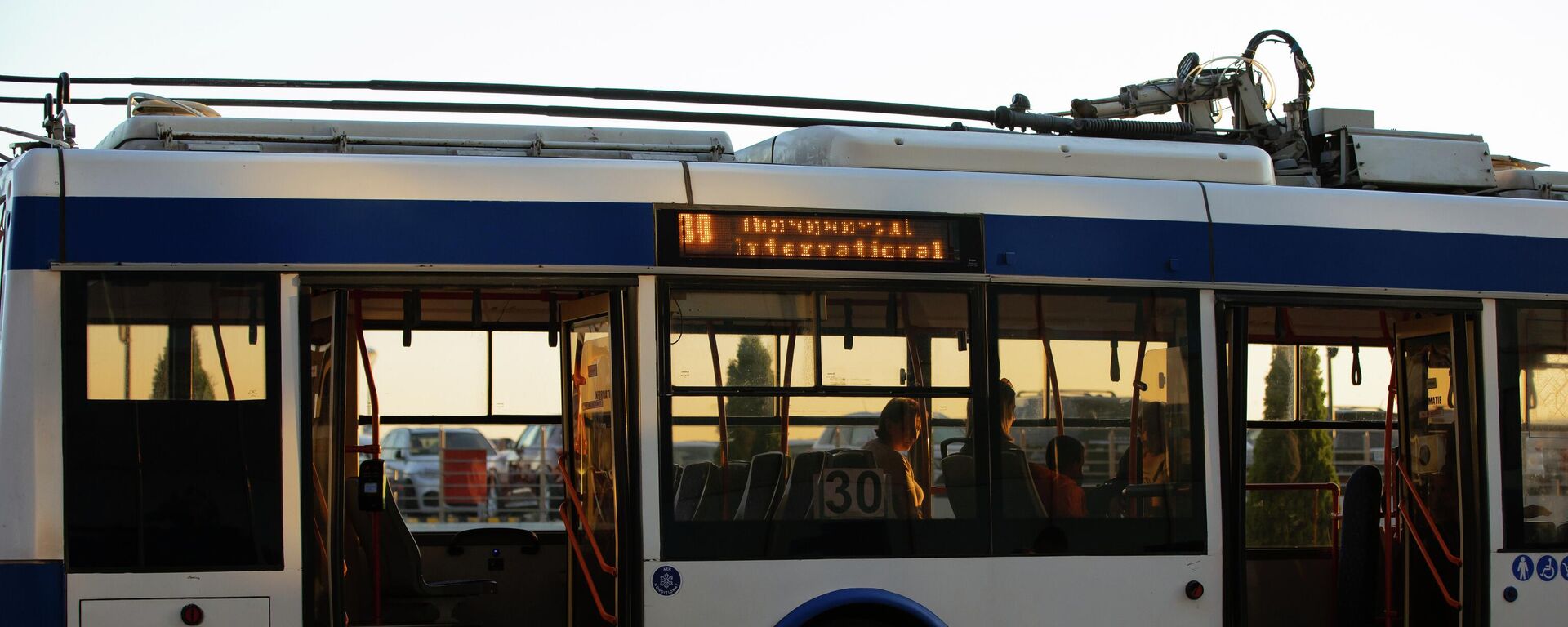 Троллейбус №30 - Sputnik Молдова, 1920, 03.04.2026