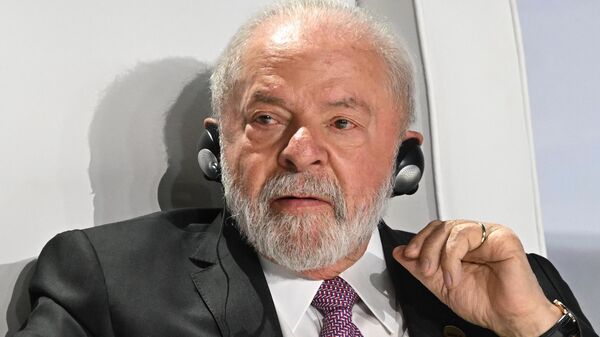 Президент Бразилии Лула да Силва на бизнес-форуме саммита БРИКС в ЮАР - Sputnik Молдова