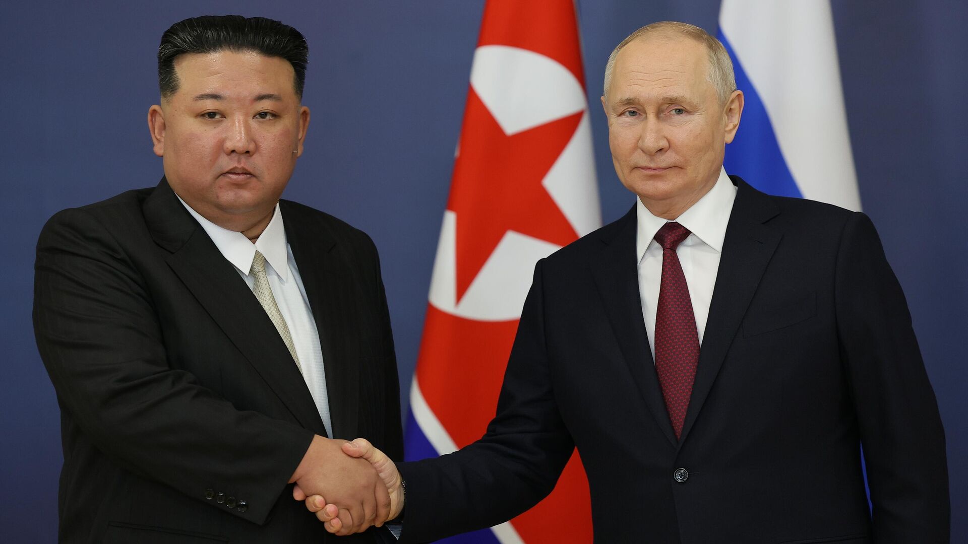 Liderul nord-coreean a mers în Rusia într-o vizită oficială și s-a întâlnit cu Putin - Sputnik Moldova, 1920, 13.09.2023