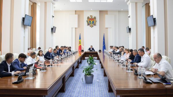 Заседание комиссии по чрезвычайным ситуациям при премьере - Sputnik Молдова