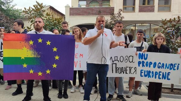 Протест оппозиции в Кишиневе: Власть навязывает Молдове мнимую евроинтеграцию! - Sputnik Молдова