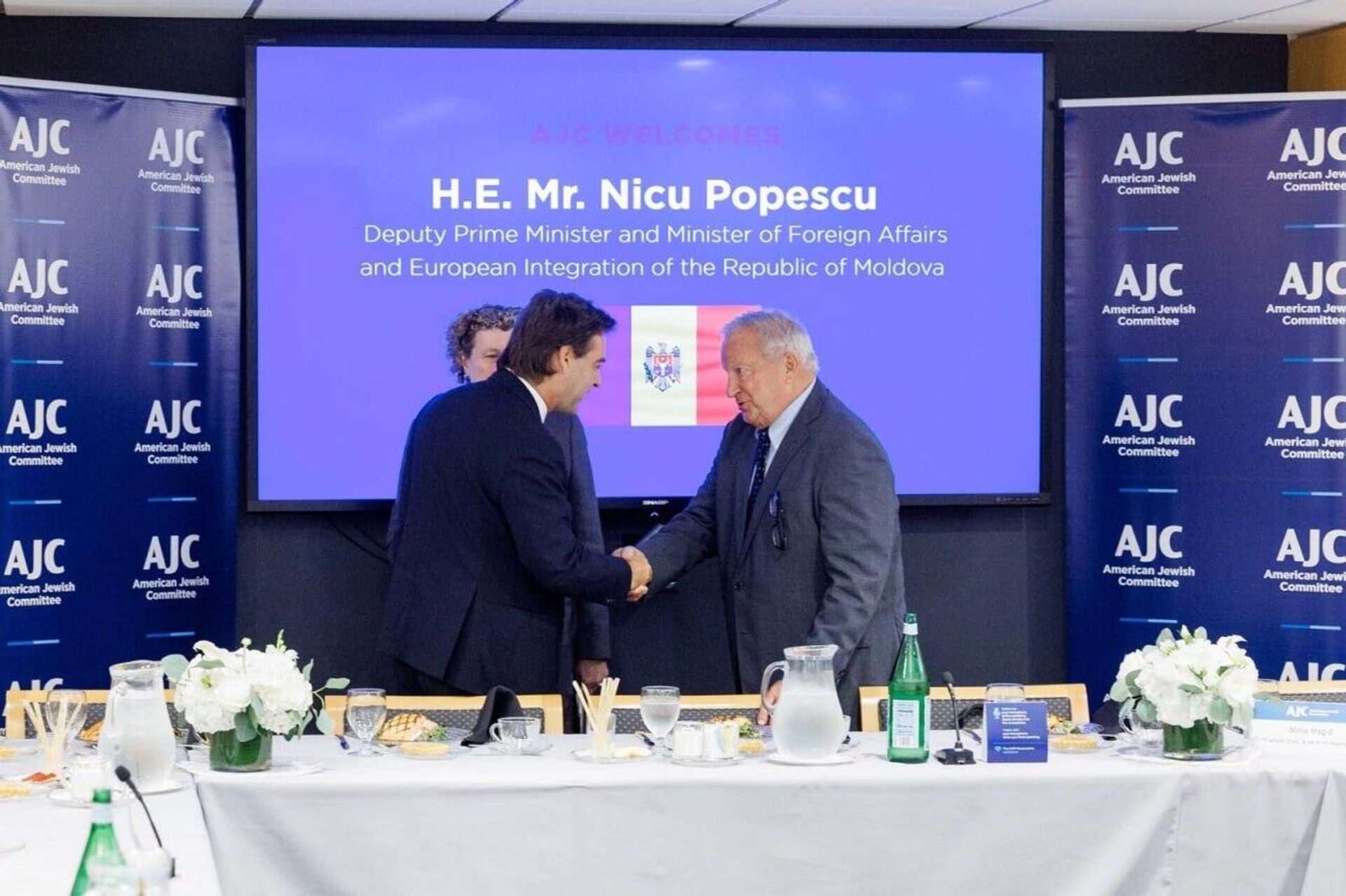Встреча в Нью-Йорке главы МИДЕИ Николае Попеску с представителями еврейских общин - Sputnik Молдова, 1920, 20.09.2023