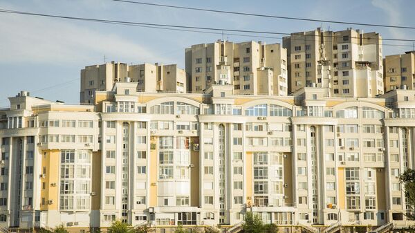 Почему в Молдове население нищает, а квартиры дорожают? - Sputnik Молдова
