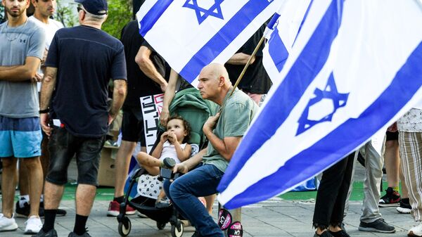 Акция в Тель-Авиве с требованием освободить заложников ХАМАС - Sputnik Moldova