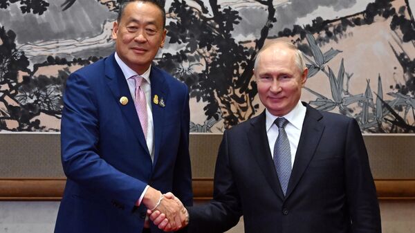 Визит президента РФ В. Путина в Китай для участия в мероприятиях третьего Международного форума Один пояс, один путь - Sputnik Moldova