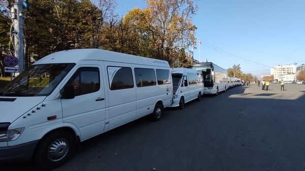 Протест автоперевозчиков в центре Кишинева - Sputnik Молдова