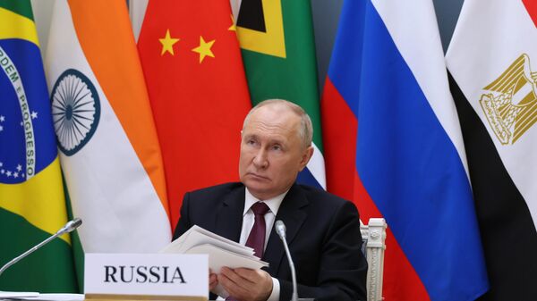 Президент РФ В. Путин принял участие во внеочередном саммите БРИКС по палестино-израильскому конфликту - Sputnik Молдова