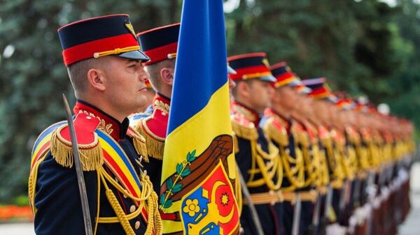 Молдавские военные примут участие в параде в Румынии - Sputnik Молдова