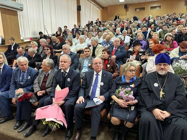Гости на мероприятии по случаю празднования 30-летия деятельности Русской общины в Молдове. - Sputnik Молдова