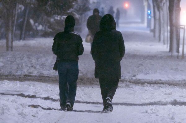 Последствия снегопада в Кишиневе - Sputnik Молдова