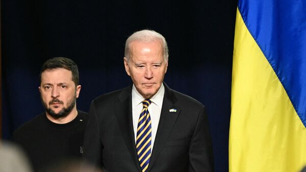 Joe Biden și Vladimir Zelenski - Sputnik Moldova