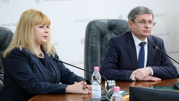 Președintele Parlamentului, Igor Grosu, a prezentat-o colectivului pe noua guvernatoare a BNM, Anca-Dana Dragu - Sputnik Moldova