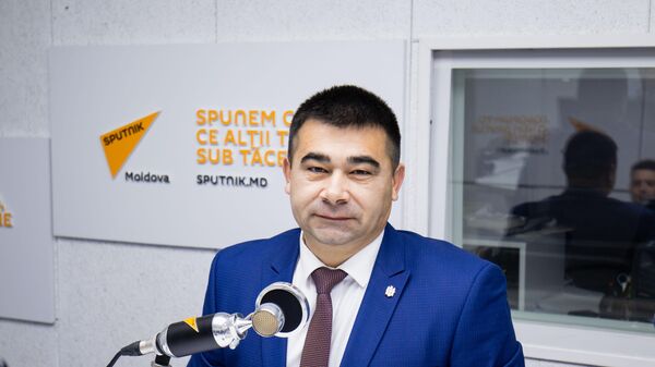Паскару: Молдову многие десятилетия пытаются румынизировать - Sputnik Молдова