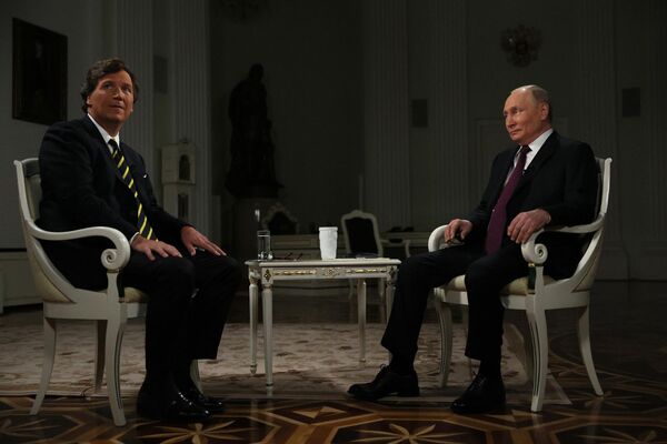 Президент России Владимир Путин дает интервью американскому журналисту, основателю видеоплатформы Tucker Carlson Network Такеру Карлсону. - Sputnik Молдова