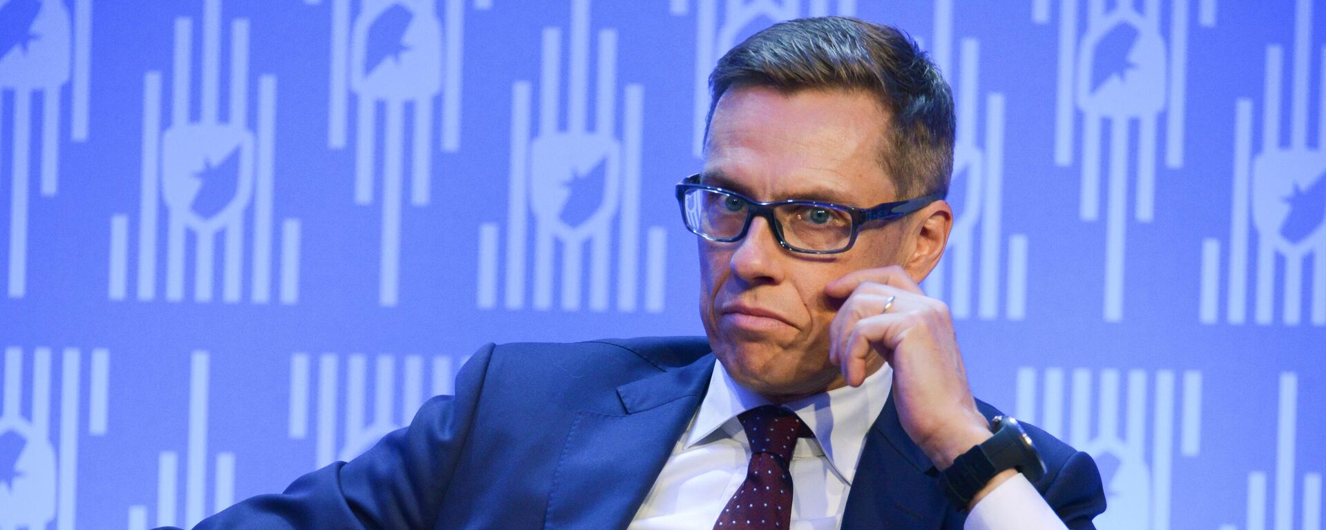 Смотр у Трампа выявил самого умного и самого глупого лидера в Европе - Sputnik Молдова, 1920, 22.08.2025