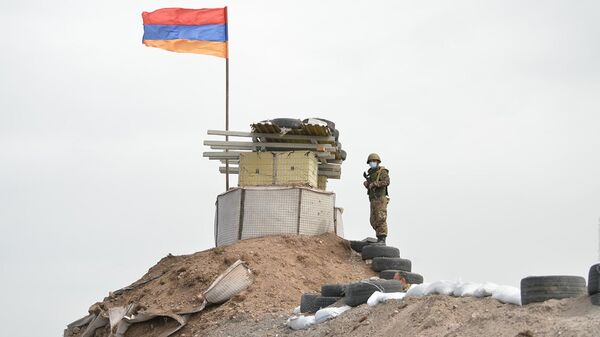 Militari armeni la granița cu Azerbaidjanul. Fotografie de arhivă - Sputnik Moldova