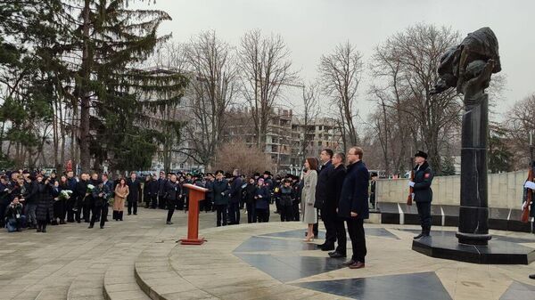 Траурный митинг в  День памяти погибших в вооруженном конфликте на Днестре

 - Sputnik Молдова