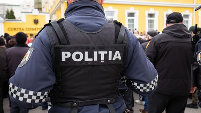 Пикет представителей Гагаузии у здания Конституционно суда в Кишиневе