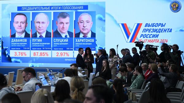 Предварительные результаты: Владимир Путин набирает более 87 процентов голосов - Sputnik Молдова
