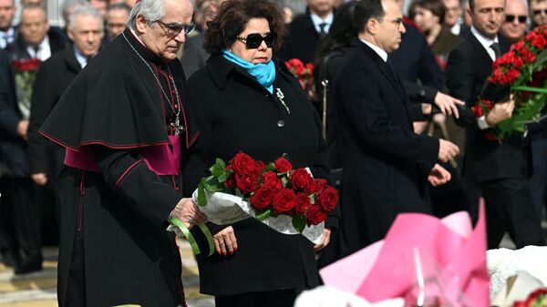 Nunțiul Apostolic, depunere de flori la memorialul de la Crocus City Hall - Sputnik Moldova